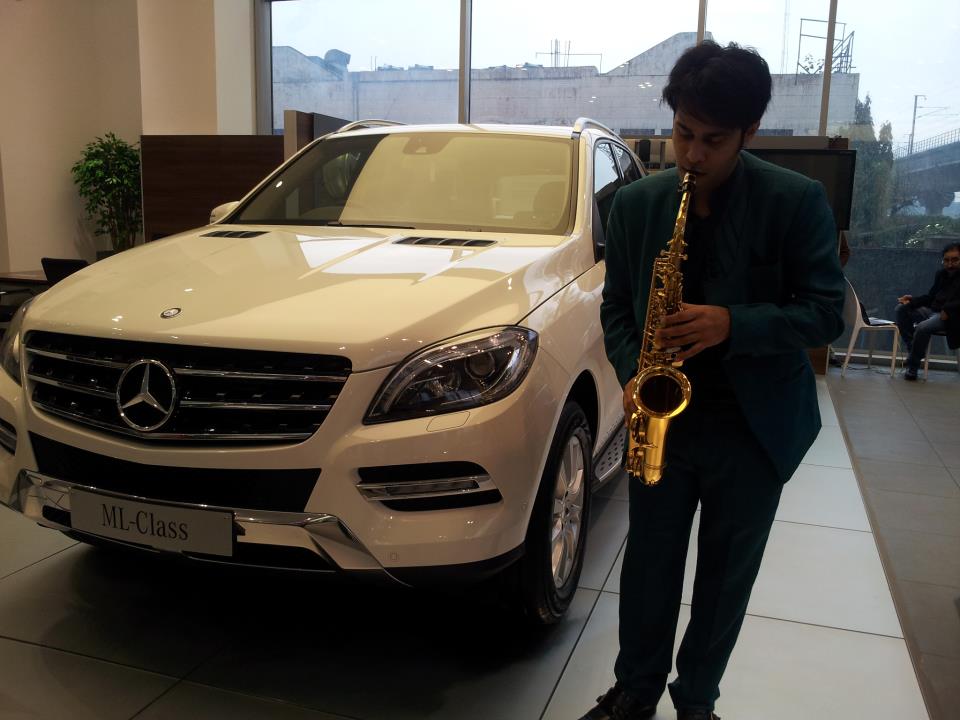 best saxophone artist mumbai